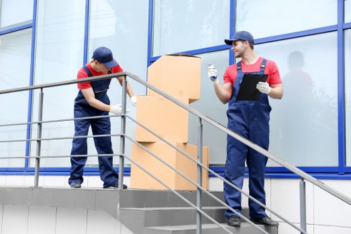 Preparation checklist and moving day essentials for a house move in Morden